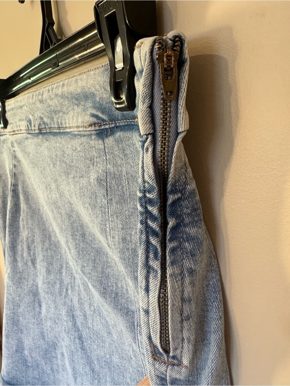 Ardene Light Wash Denim Mini Skirt - Picture 4 of 9